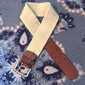 Shimmery belt- elastic so stretches to fit